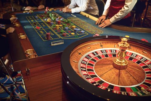 カジノ整備法案とは、ギャンブル施設の整備を定める法案
